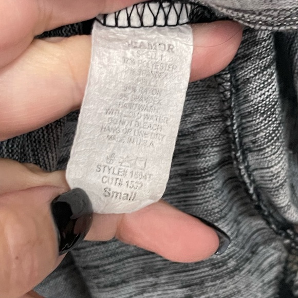 Viamor Long Sleeve Shirt Floral with Stripped Sleeves Size Small - Picture 5 of 6